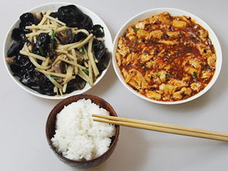 “少吃米饭多吃菜”有利健康吗？_美食
